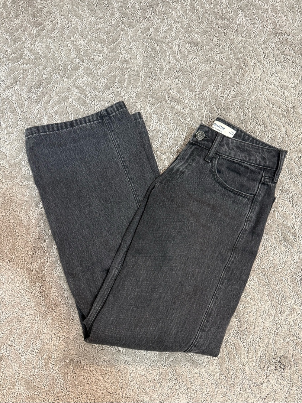 black hollister low-rise baggy jeans